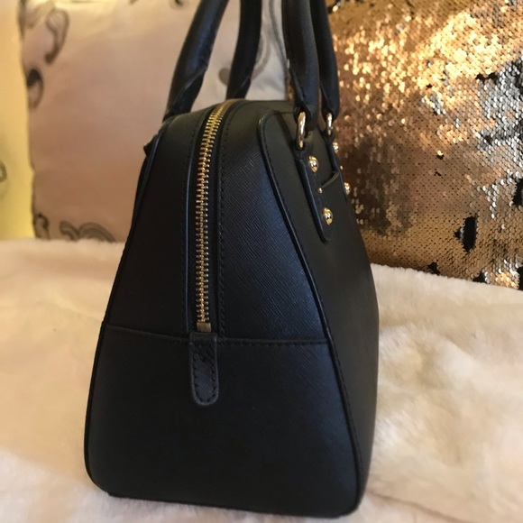 Edgy messenger bag🖤 - Picture 2 of 5